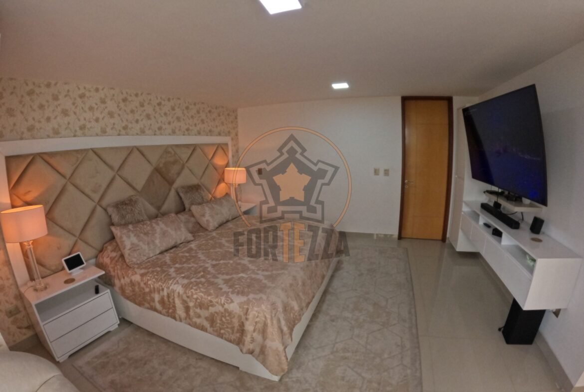 Casa esquinera de lujo en conjunto, Los Patios