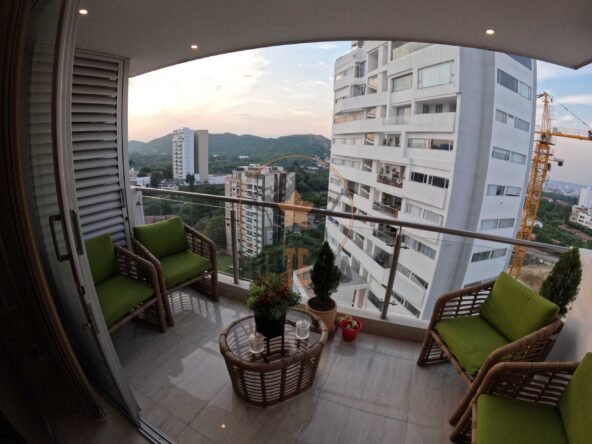 Apto en venta conjunto cerrado la Floresta.