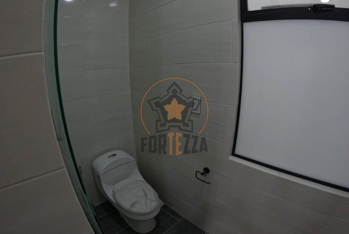 Casa en venta, Urb. Niza, remodelada de 167 m².