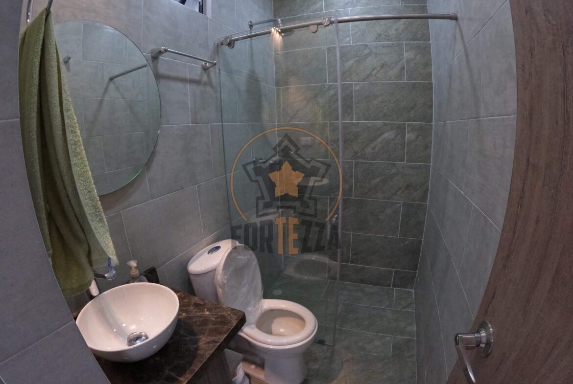 Casa en venta, Urb. Niza, remodelada de 167 m².