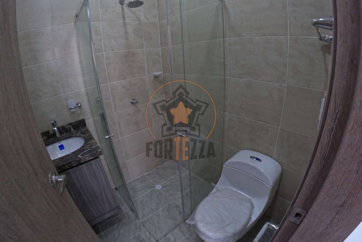 Casa en venta, Urb. Niza, remodelada de 167 m².