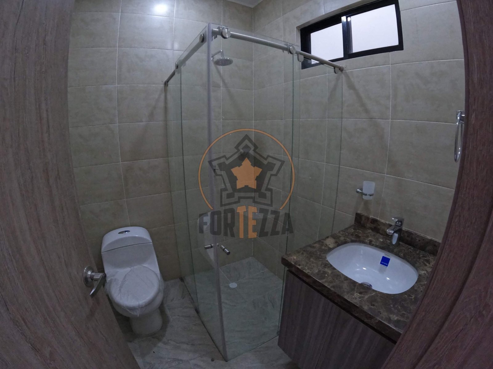 Casa en venta, Urb. Niza, remodelada de 167 m².