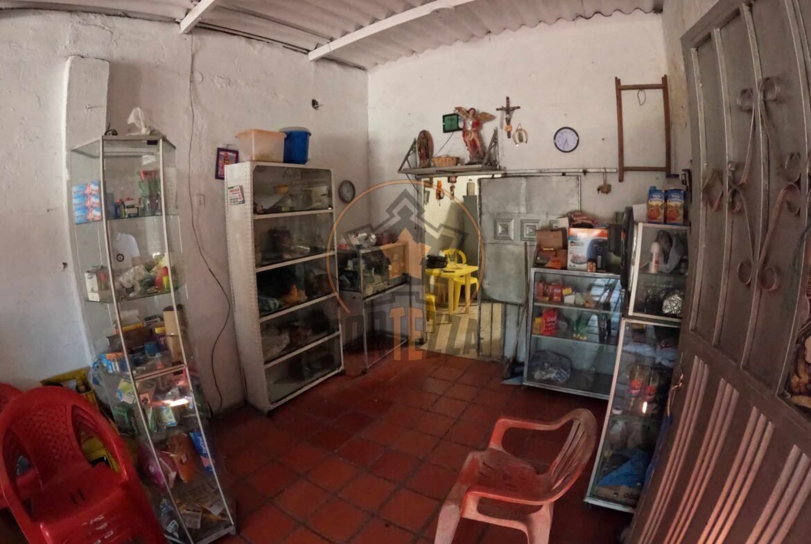 Casa en venta, sector El Canal, Loma de Bolívar.