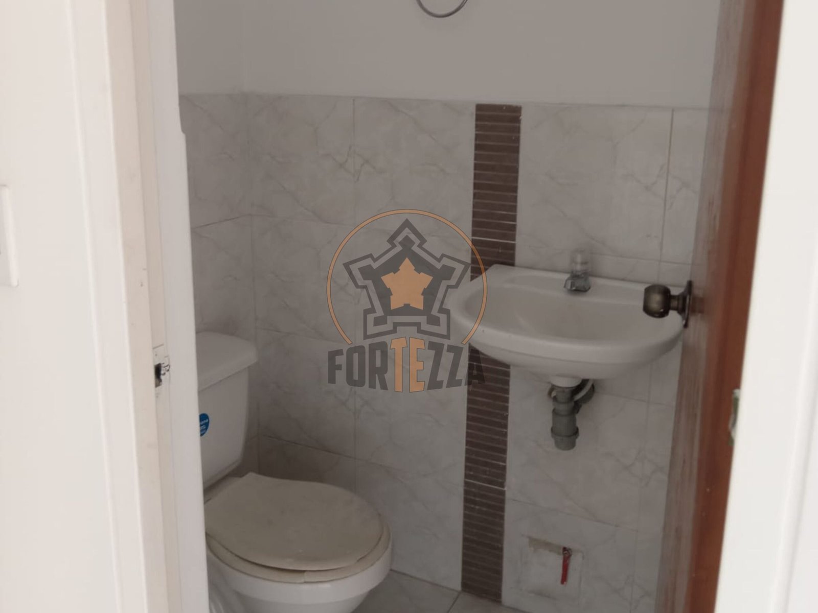 Local en arriendo-barrio San Luis