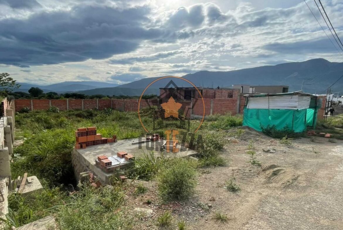 Lote en venta, en Condominio Cerrado Reserva De Corozal.