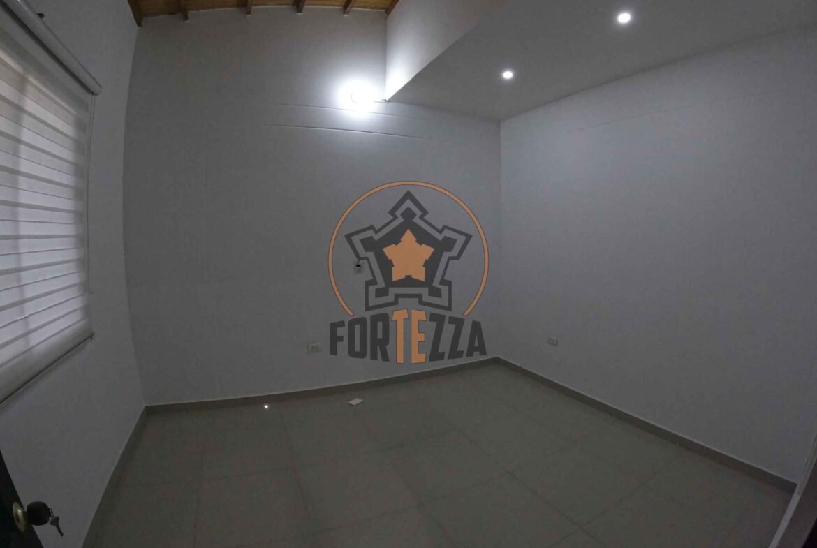 Casa en venta, sector Zulima Etapa 1