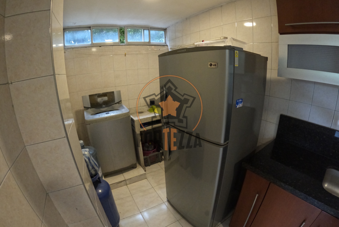 Apartamento amoblado en arriendo por la Av Libertadores